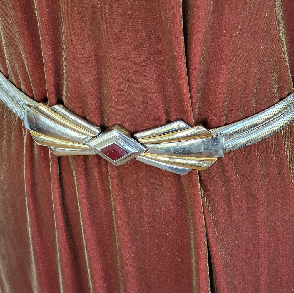 Judith Leiber Vintage 80s Silvertone Double Coil Belt With An Art Deco Buckle - Picture 12 of 13
